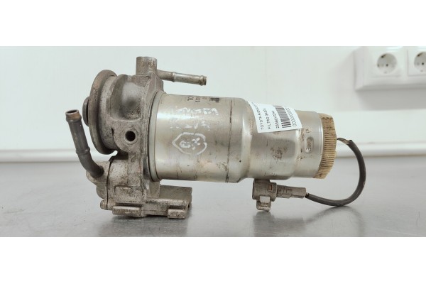 Recambio de filtro gasoil para toyota avensis berlina (t25) 2.0 d4d 115 referencia OEM IAM 23390YZZAA  