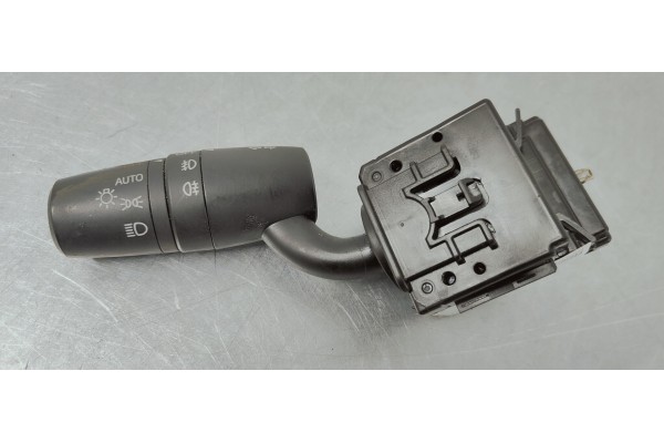 Recambio de mando luces para mazda cx-3 1.5 d turbo 105 4x4 fap referencia OEM IAM DA6DA  