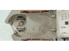Recambio de caja reles / fusibles para fiat croma (194) 1.9 16v multijet dynamic referencia OEM IAM 51738102  