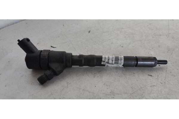 Recambio de inyector para hyundai tucson (jm) 2.0 crdi cat referencia OEM IAM 0445110126 3380027900 