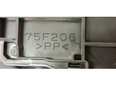 Recambio de mando climatizador para toyota yaris 1.5 i 112 referencia OEM IAM 75F206  
