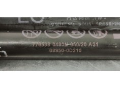 Recambio de amortiguadores maletero / porton para toyota yaris 1.5 i 112 referencia OEM IAM 689500D210  