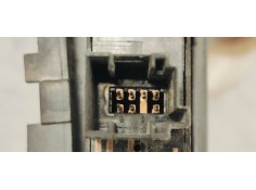 Recambio de mando elevalunas delantero izquierdo para bmw serie 3 berlina (e46) 320d referencia OEM IAM 6902184  