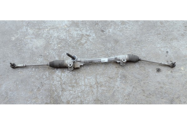 Recambio de cremallera direccion para toyota yaris 1.5 i 112 referencia OEM IAM   