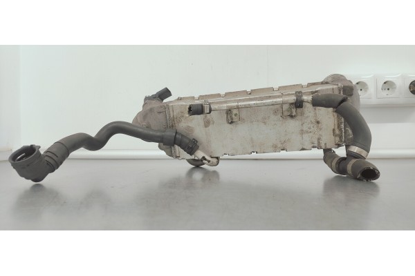 Recambio de intercooler para volkswagen passat lim. (362) 2.0 tdi referencia OEM IAM 3AA145803  