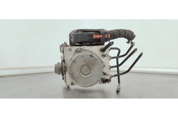 Recambio de abs para skoda rapid 1.6 tdi 105 fap referencia OEM IAM 1S0614517L  