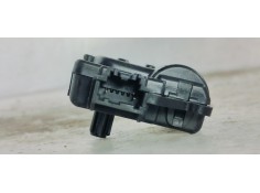 Recambio de motor apertura trampillas climatizador para lancia thema 3.0jtd 240 fap referencia OEM IAM M8679001  