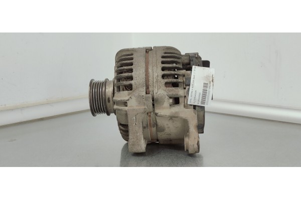 Recambio de alternador para opel astra h berlina sport referencia OEM IAM 0124425020  