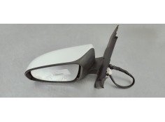 Recambio de retrovisor izquierdo para toyota yaris 1.5 i 112 referencia OEM IAM E8025614  