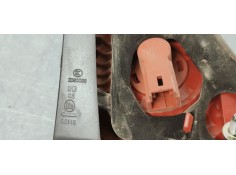 Recambio de piloto trasero derecho interior para peugeot 3008 1.6 hdi 112 fap referencia OEM IAM   