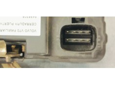 Recambio de cerradura puerta delantera derecha para volvo v70 familiar 2.4 diesel cat referencia OEM IAM 9485305  