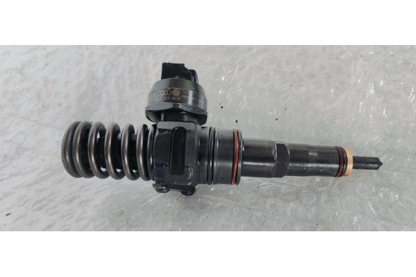 Recambio de inyector para audi a4 berlina (8e) 1.9 tdi (96kw) referencia OEM IAM 038130073AN  