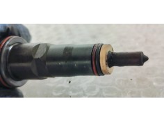 Recambio de inyector para audi a4 berlina (8e) 1.9 tdi (96kw) referencia OEM IAM 038130073AN  