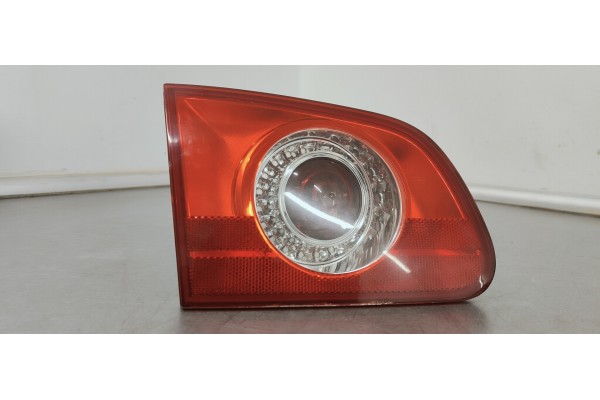 Recambio de piloto trasero izquierdo interior para volkswagen passat variant (3c5) edition referencia OEM IAM 3C9945093  