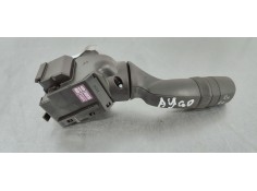 Recambio de mando limpia para toyota aygo x 1.0i 72 referencia OEM IAM 17J915  