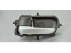 MANETA INTERIOR DELANTERA IZQUIERDA 69274K0040 