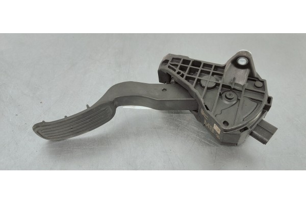 Recambio de pedal acelerador para toyota aygo x 1.0i 72 referencia OEM IAM 78110K0030  