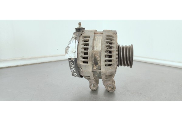 Recambio de alternador para land rover range rover sport v6 td s referencia OEM IAM 1042103951  