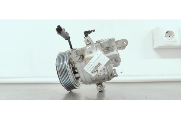Recambio de compresor aire acondicionado para toyota aygo x 1.0i 72 referencia OEM IAM 883100H030  