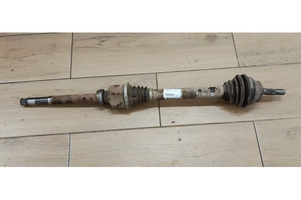 Recambio de transmision delantera derecha para peugeot 208 1.6 hdi 92 fap referencia OEM IAM 9686025480  