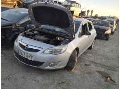 opel astra j lim. del año 2012