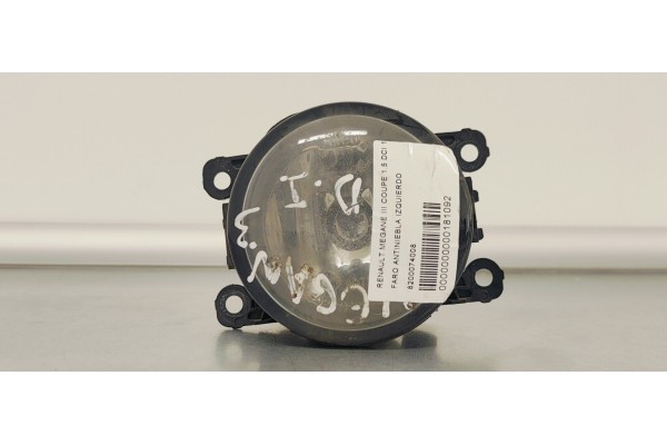 Recambio de faro antiniebla izquierdo para renault megane iii coupe 1.5 dci 110 fap referencia OEM IAM 8200074008  