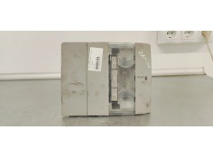 Recambio de luz interior para opel zafira b edition ´´111 jahre´´ referencia OEM IAM 13111872  