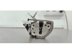 Recambio de cerradura puerta trasera derecha para toyota aygo x 1.0i 72 referencia OEM IAM M7314470M6  