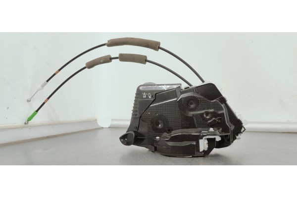 Recambio de cerradura puerta delantera derecha para toyota aygo x 1.0i 72 referencia OEM IAM M7319450M6  