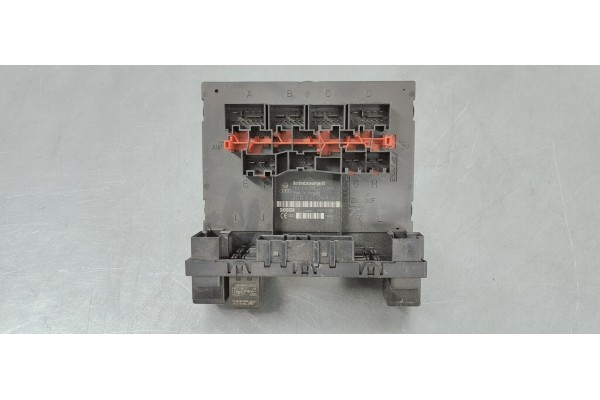 Recambio de caja reles / fusibles para volkswagen passat berlina (3c2) advance plus 4motion referencia OEM IAM 3C0937049AJ  
