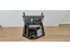 Recambio de apoyabrazos central para renault megane iv berlina 5p 1.2i turbo 130 referencia OEM IAM   