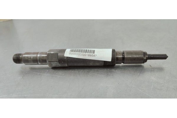 Recambio de inyector para ford mondeo berlina (ge) ambiente referencia OEM IAM 0432133801  