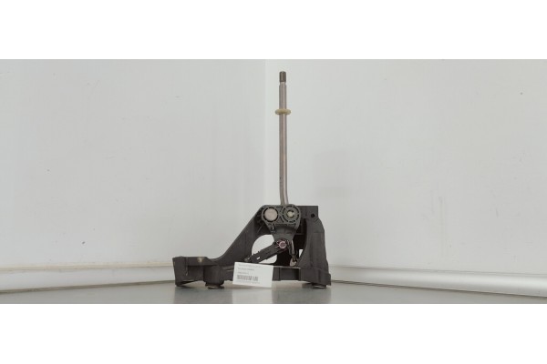 Recambio de palanca cambio para toyota aygo x 1.0i 72 referencia OEM IAM 33530K0010  