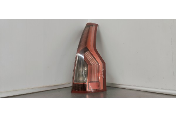 Recambio de piloto trasero derecho para citroen c4 grand picasso exclusive plus referencia OEM IAM   