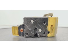 Recambio de cerradura puerta trasera izquierda para volvo v70 familiar 2.4 diesel cat referencia OEM IAM 8626967  