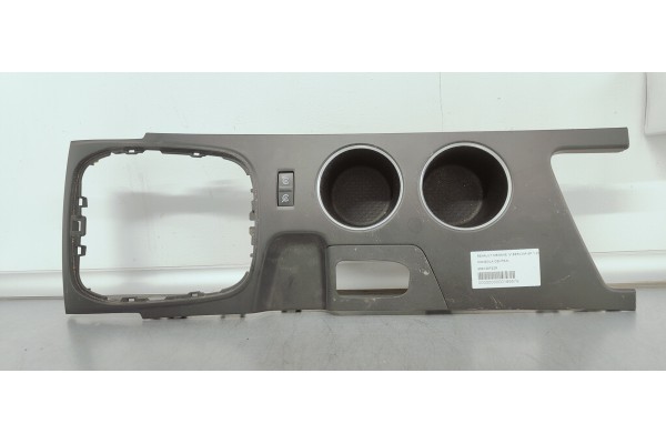 Recambio de consola central para renault megane iv berlina 5p 1.2i turbo 130 referencia OEM IAM 969129752R  