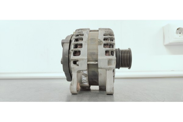 Recambio de alternador para nissan qashqai (j11) 1.6 i turbo 163 referencia OEM IAM 231004PA0A  
