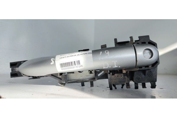 Recambio de maneta exterior delantera izquierda para renault scenic ii emotion referencia OEM IAM   