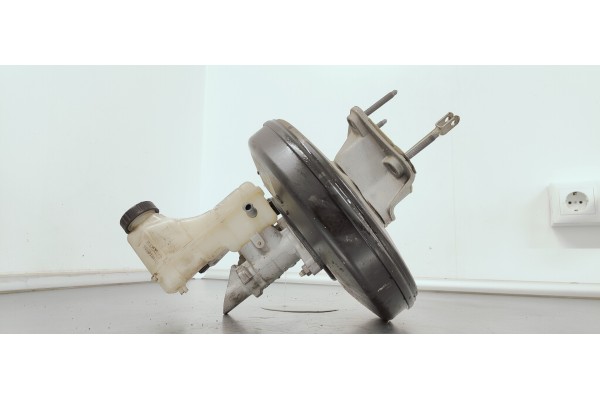 Recambio de servofreno para renault megane iv berlina 5p 1.2i turbo 130 referencia OEM IAM 472104789R  