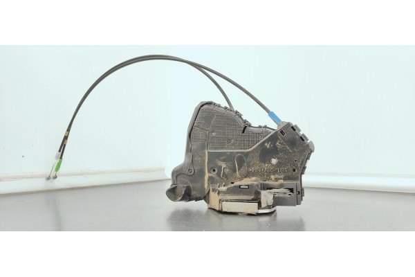 Recambio de cerradura puerta delantera derecha para toyota auris 1.4d4d 90 fap referencia OEM IAM   