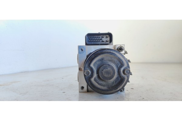 Recambio de abs para kia rio 1.3 cat referencia OEM IAM 95610FD330  