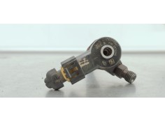 Recambio de inyector para opel corsa c referencia OEM IAM 0445110083  