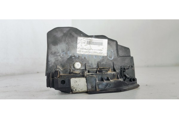 Recambio de cerradura puerta trasera izquierda para bmw serie 5 berlina (e60) 530xd referencia OEM IAM 7202147  