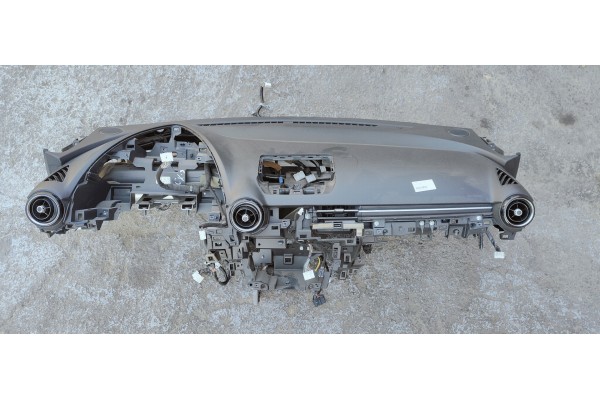 Recambio de salpicadero para mazda cx-3 1.5 d turbo 105 4x4 fap referencia OEM IAM   