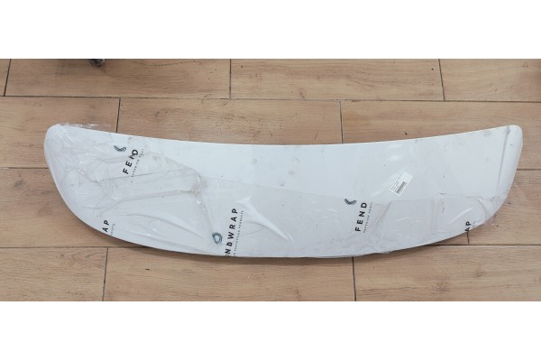 Recambio de aleron trasero para renault megane iv berlina 5p 1.2i turbo 130 referencia OEM IAM 960301054R  