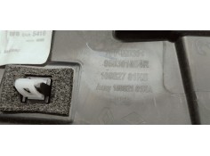 Recambio de aleron trasero para renault megane iv berlina 5p 1.2i turbo 130 referencia OEM IAM 960301054R  