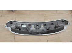 Recambio de aleron trasero para renault megane iv berlina 5p 1.2i turbo 130 referencia OEM IAM 960301054R  