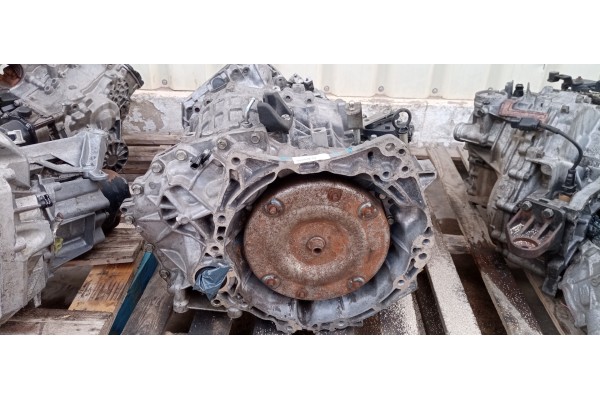 Recambio de caja cambios para renault megane iii berlina 5 p 2.0 i 140 referencia OEM IAM 1XS1A  