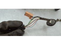 Recambio de retrovisor derecho para peugeot 3008 1.6 hdi 112 fap referencia OEM IAM E20208199  