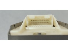 Recambio de mando elevalunas delantero izquierdo para toyota auris 1.4d4d 90 fap referencia OEM IAM 7423202550  